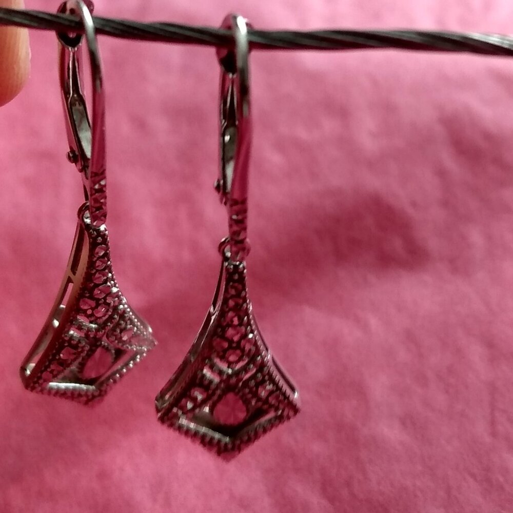 Solid 14k  white gold earrings - Picture 10 of 10